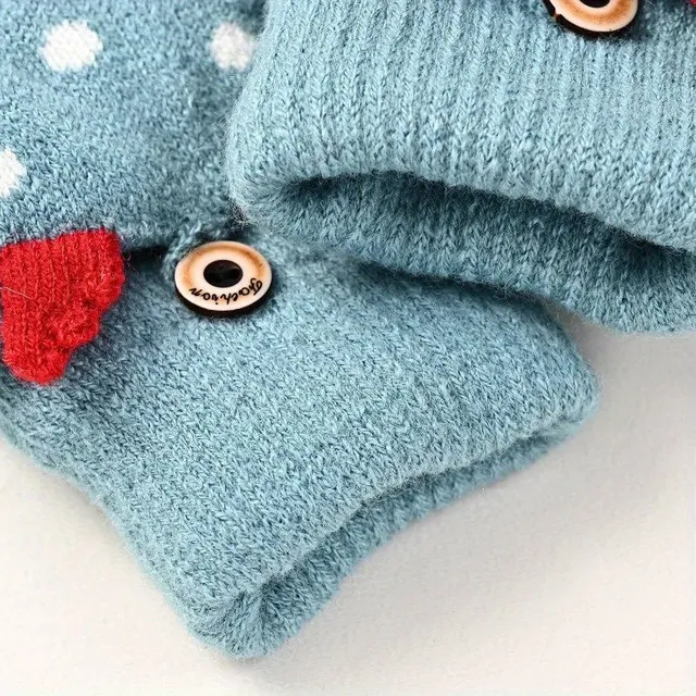 Universal fleece gloves with thimble and cheerful pattern for children and adults