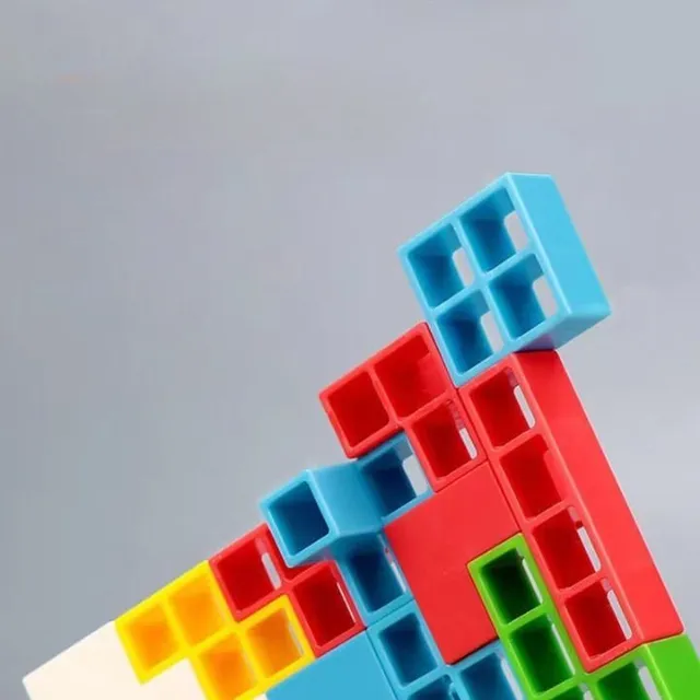 A gyermekek kedvenc társasjátéka Tetris blokk