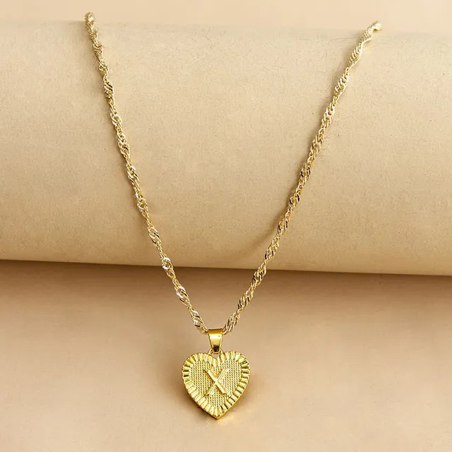 Ladies' necklace with initial in the heart