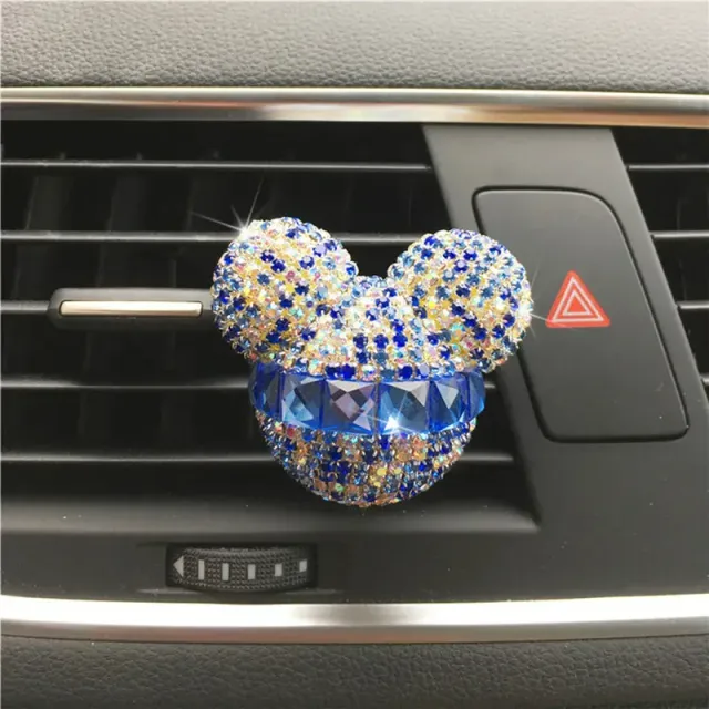 Delizioso clip per profumo auto con i personaggi amati di Mickey e Minnie