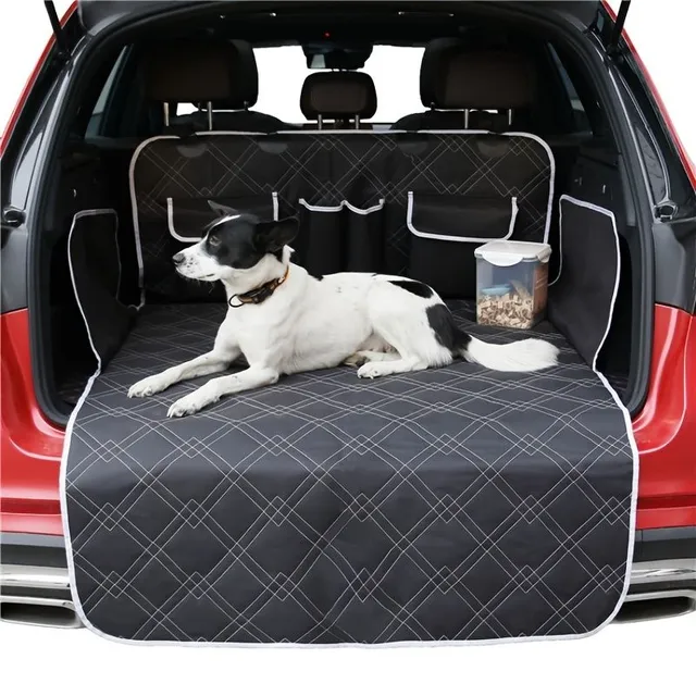 Waterproof mat for the trunk of a car of quilted cotton in plaid pattern, non-slip, suitable for dogs
