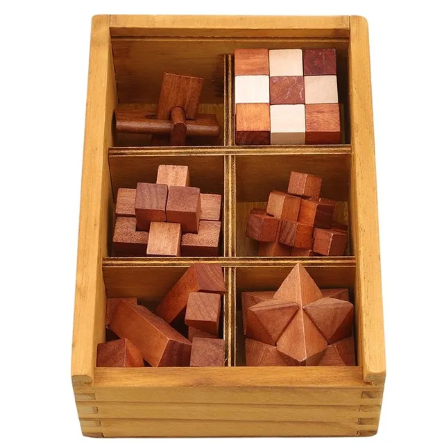 Set of wooden puzzles