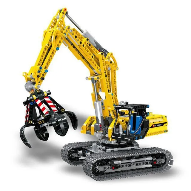 Technic excavator kit with 720 parts
