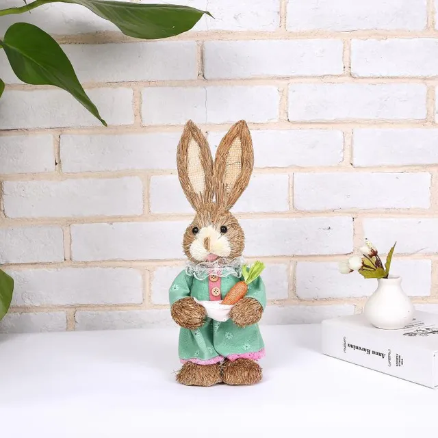 Decorative straw garden bunny