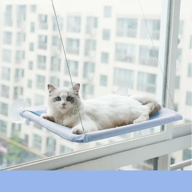 Plasă de leagăn pentru pisici la fereastră