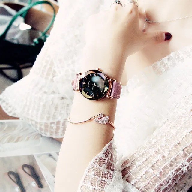 Elegant women's magnetic watch