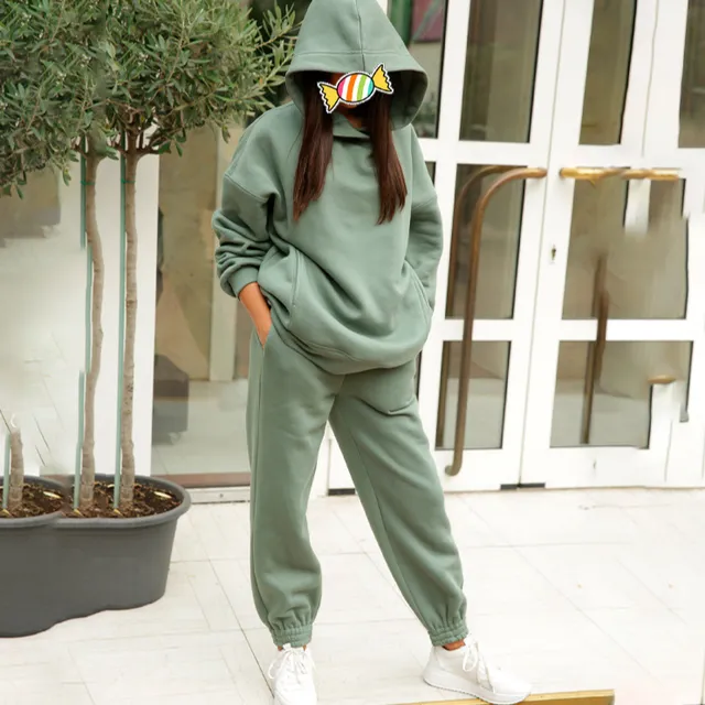 Women's casual monochrome tracksuit