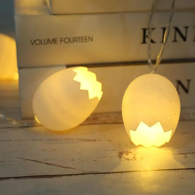 Húsvéti LED-dekorációs lánc tojás formában