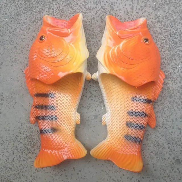 Papuci unisex în formă de pește - diferite culori