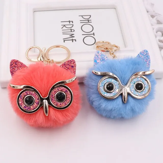 Owl pendant for handbag with fur