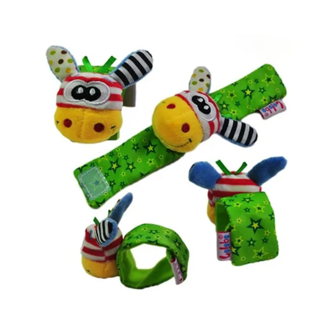 Jucărie pentru cărucior în formă de animale adorabile
