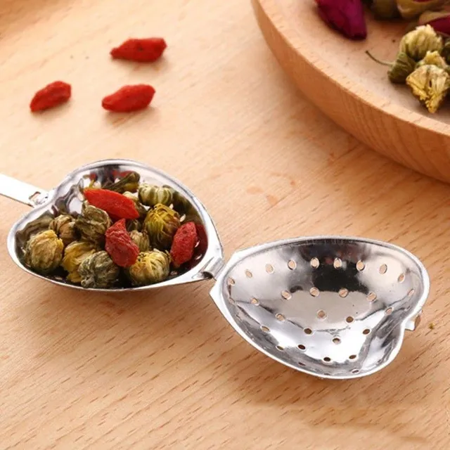 Tea spoon with sieve