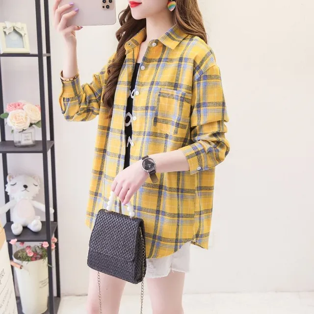 Women's free time flannel shirt with long sleeve