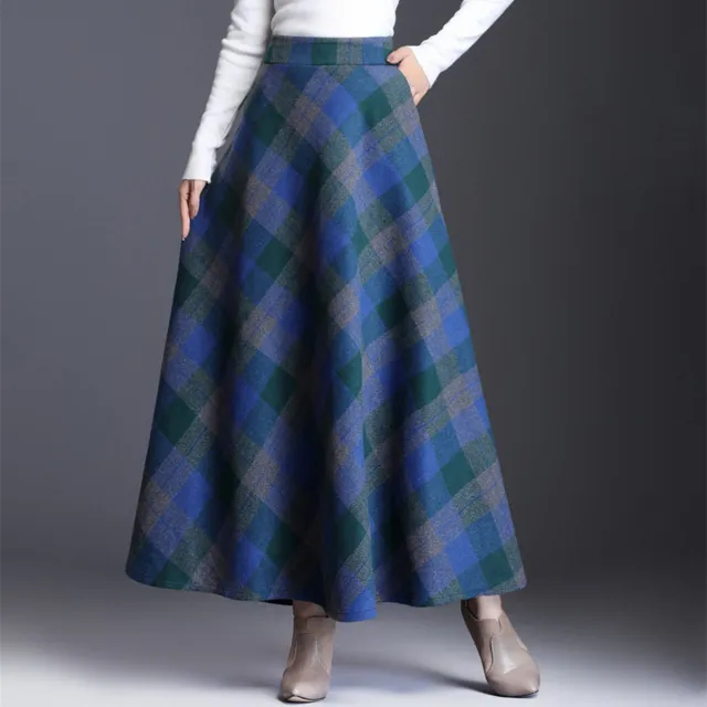 Women's long skirt with checkered pattern A1142