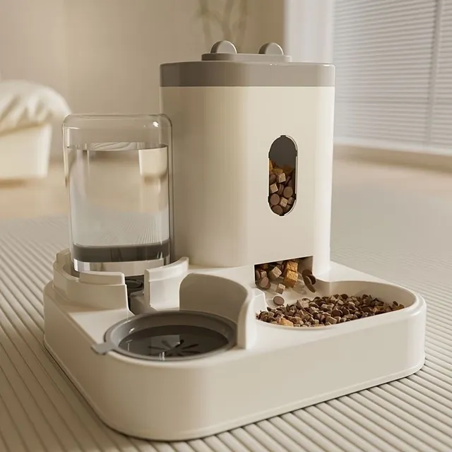 Comfortable feeder and fountain for cats - without electricity