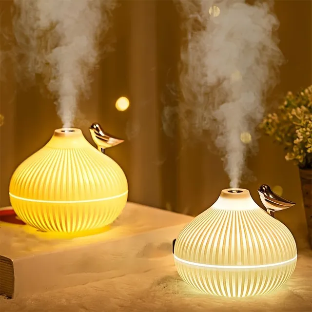 Small and quiet humidifier with night light "Onion"