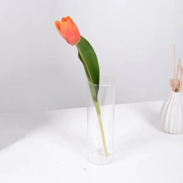 Szklany cylinder na świece i kwiaty - dekoracyjny element centralny na różne okazje