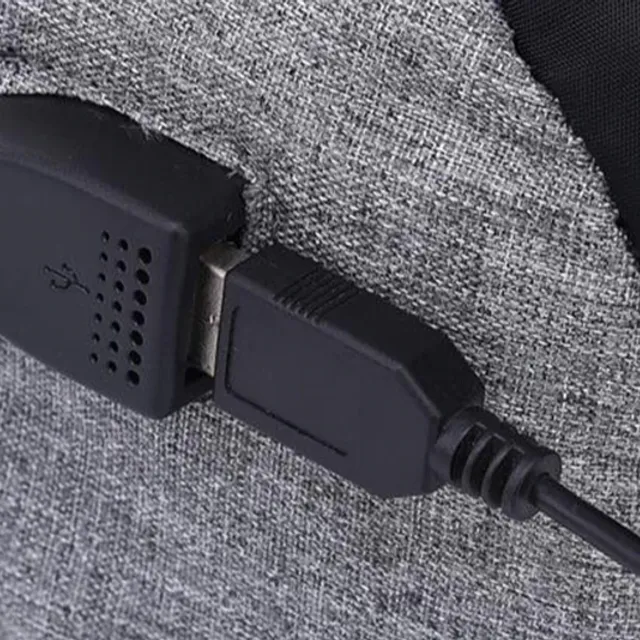 Stylová pánská cestovní taška přes rameno USB