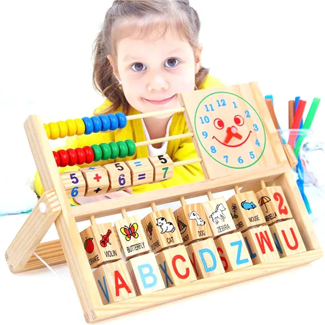Children's wooden calculating machine