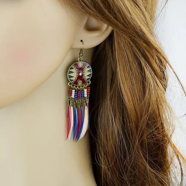 Earrings with feathers - Indian style