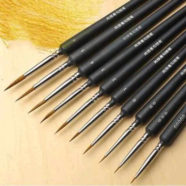 Set of detailed paint brushes h