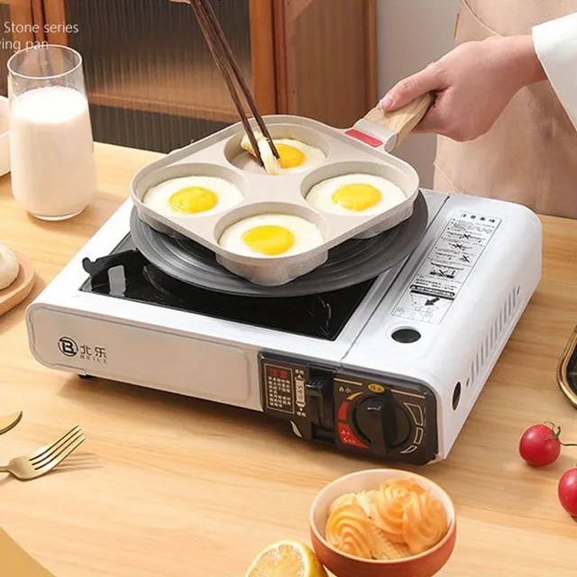 4-fold omelet pan with non-sticky surface and lid