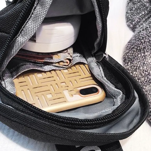 Mini dámská neformální crossbody taška přes rameno