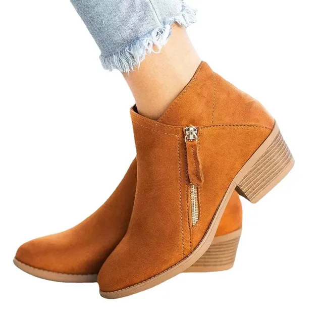 Women's winter shoes on heel Reily