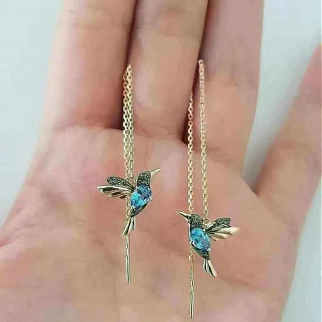 Ladies long earrings with hummingbird motif
