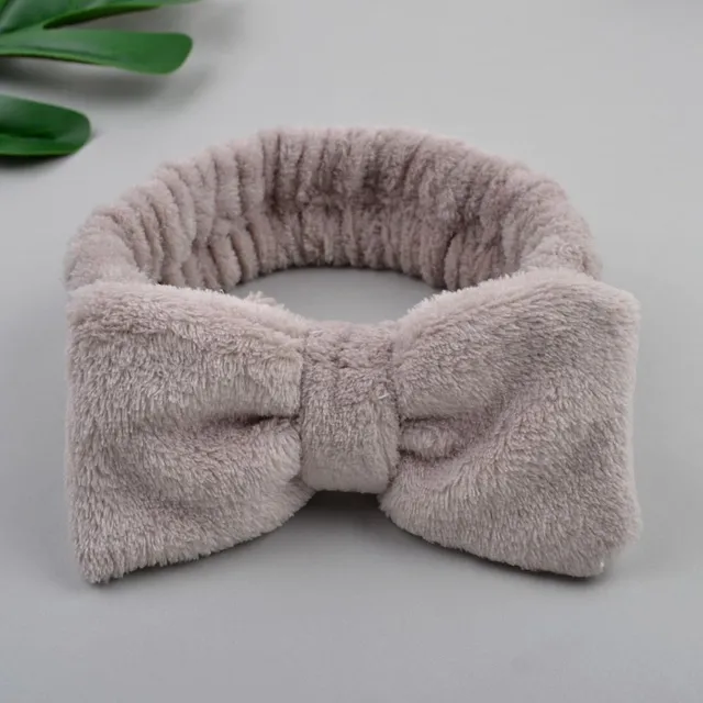 Cosmetic headband