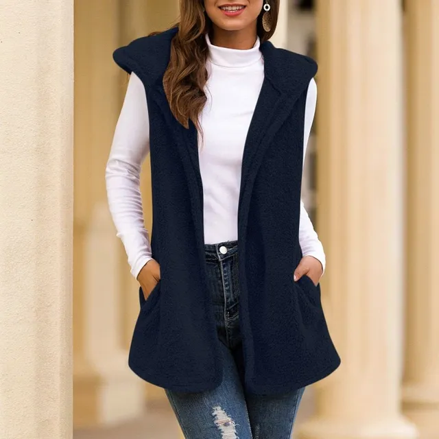 Women's luxury insulated vest for autumn