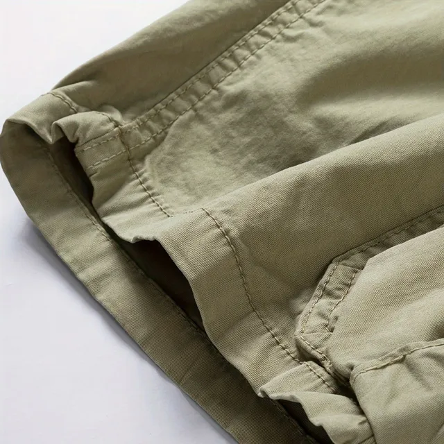 Practical cargo shorts made of cotton with elastic waist and pockets - ideal for summer activities and leisure