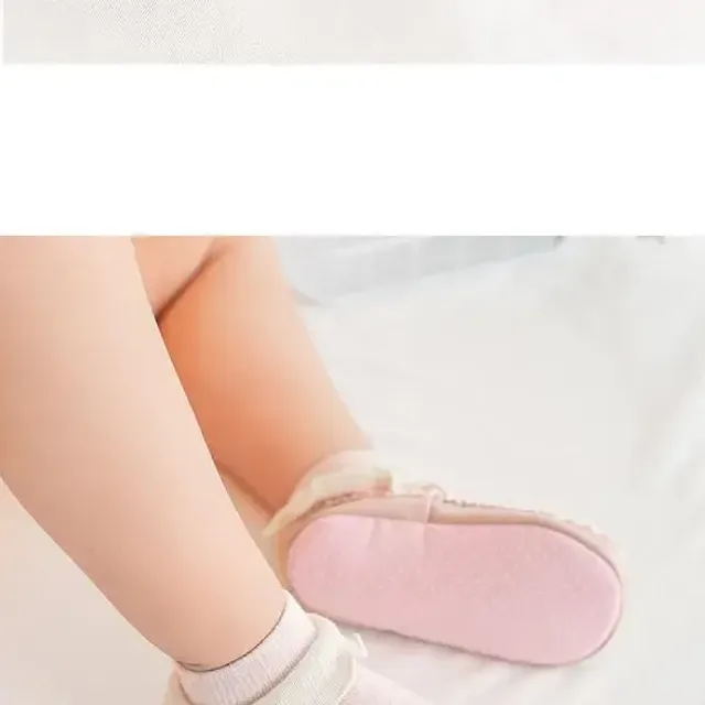 Children's autumn/winter socks with cotton bow for newborns and toddlers - anti-slip