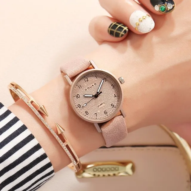 Montre stylée pour femme Kelly