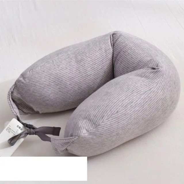 Travel pillow with J2782 switching on