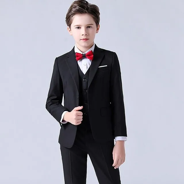 Chlapčenský elegantný oblek na svadbu - sada 3 kusov