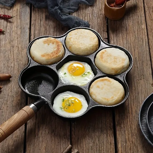 Cast iron omelet pan with 7 flower-shaped holes, deep, non-sticky without surface, with wooden handle