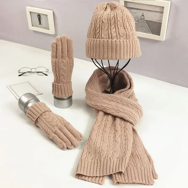 Women's winter hat and scarf set with gloves