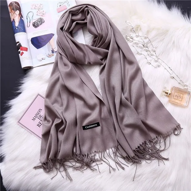 Stylish unisex cashmere scarf