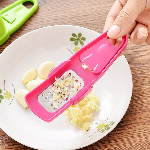 Multifunction garlic cutter