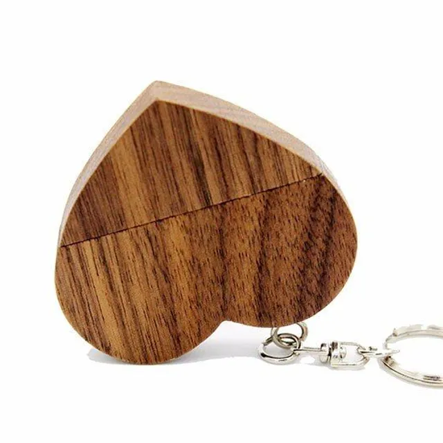 Stick USB inimă din lemn