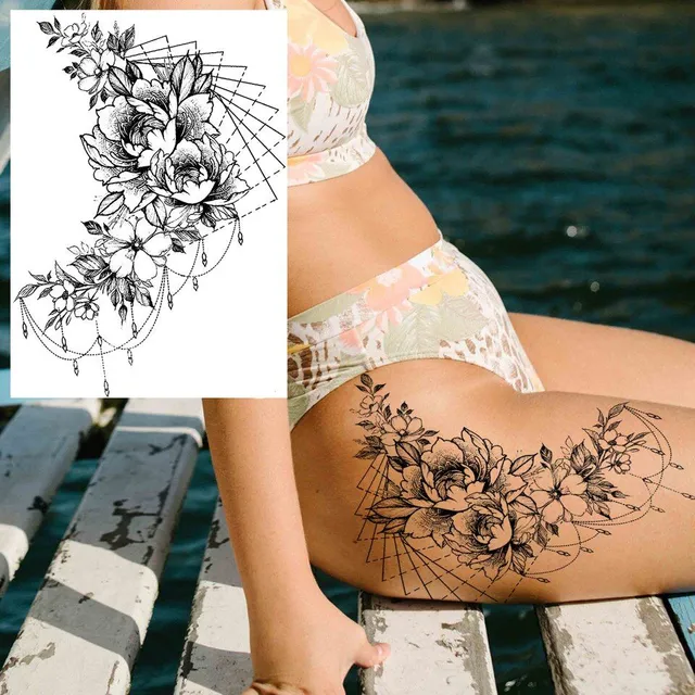 Tatuaj temporar sexy cu motive florale pentru femei