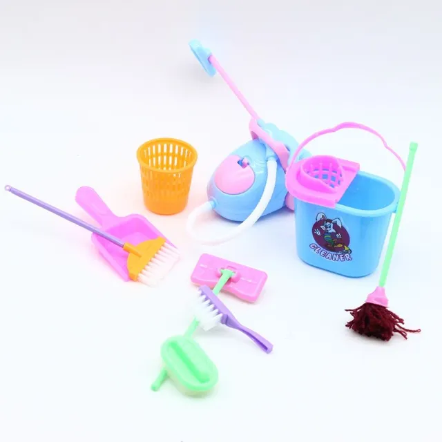 Cleaning set for Barbie dolls