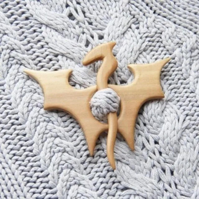 Stylish wooden brooch suitable for sweaters - several different versions of Kelechi