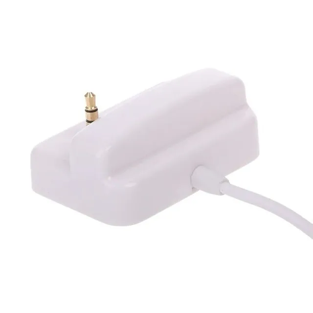 Docking station for Apple iPod 3.5mm jack