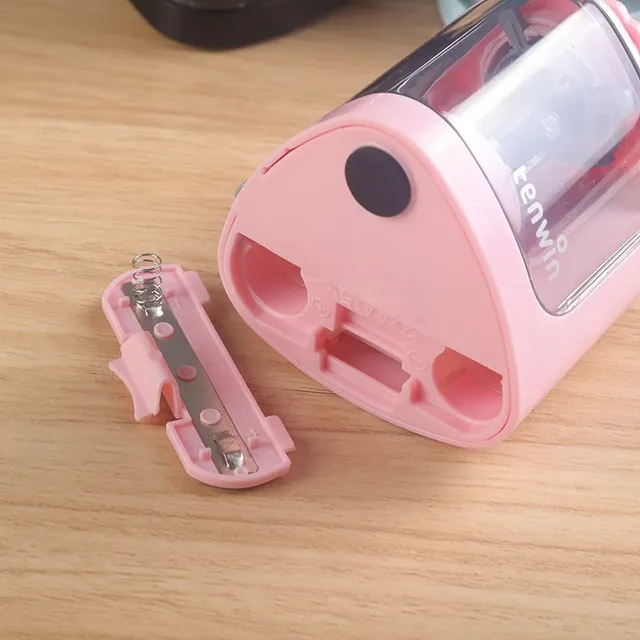 Electric pencil sharpener