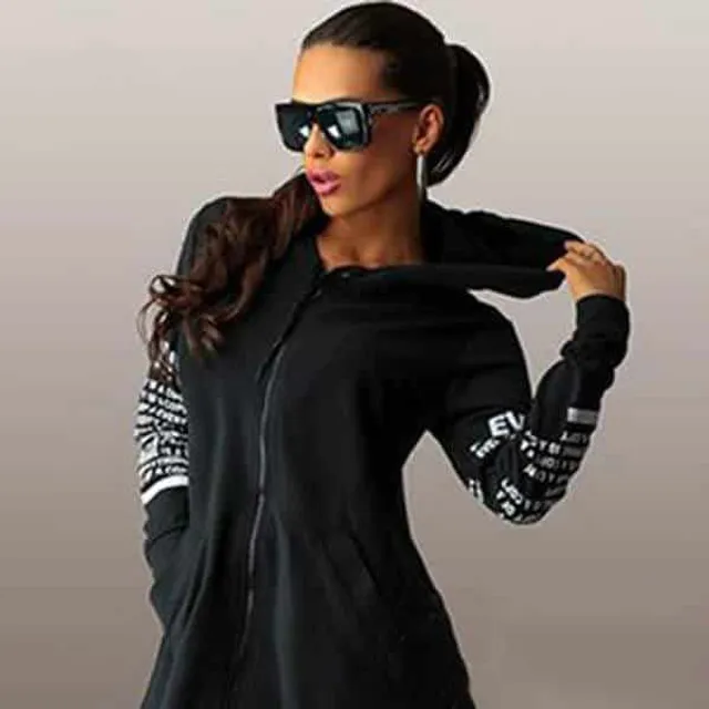 Women's long hoodie with zipper and hood