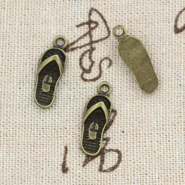 Set de 20 pandantive în formă de sandale de vară - culoare bronz și argintiu antic, 21x8mm