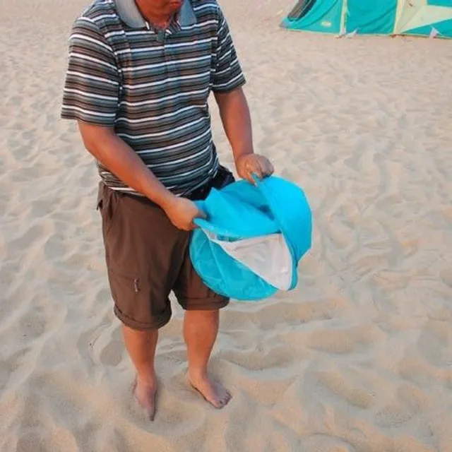 Children's beach tent