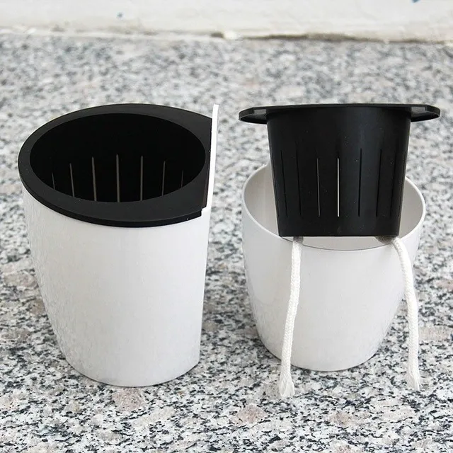 Hinged flower pot H915